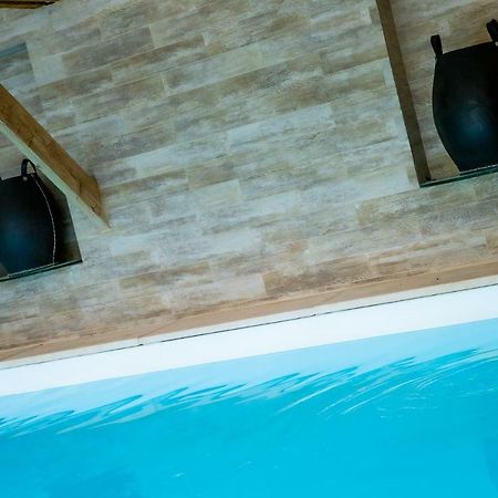 La Ferme De L'Oudon & Spa Berville  Екстер'єр фото